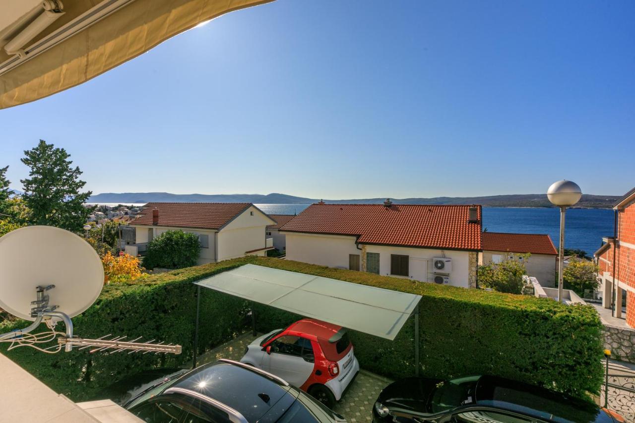 Apartment Eni Selce Buitenkant foto