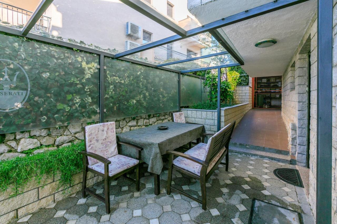 Apartment Eni Selce Buitenkant foto